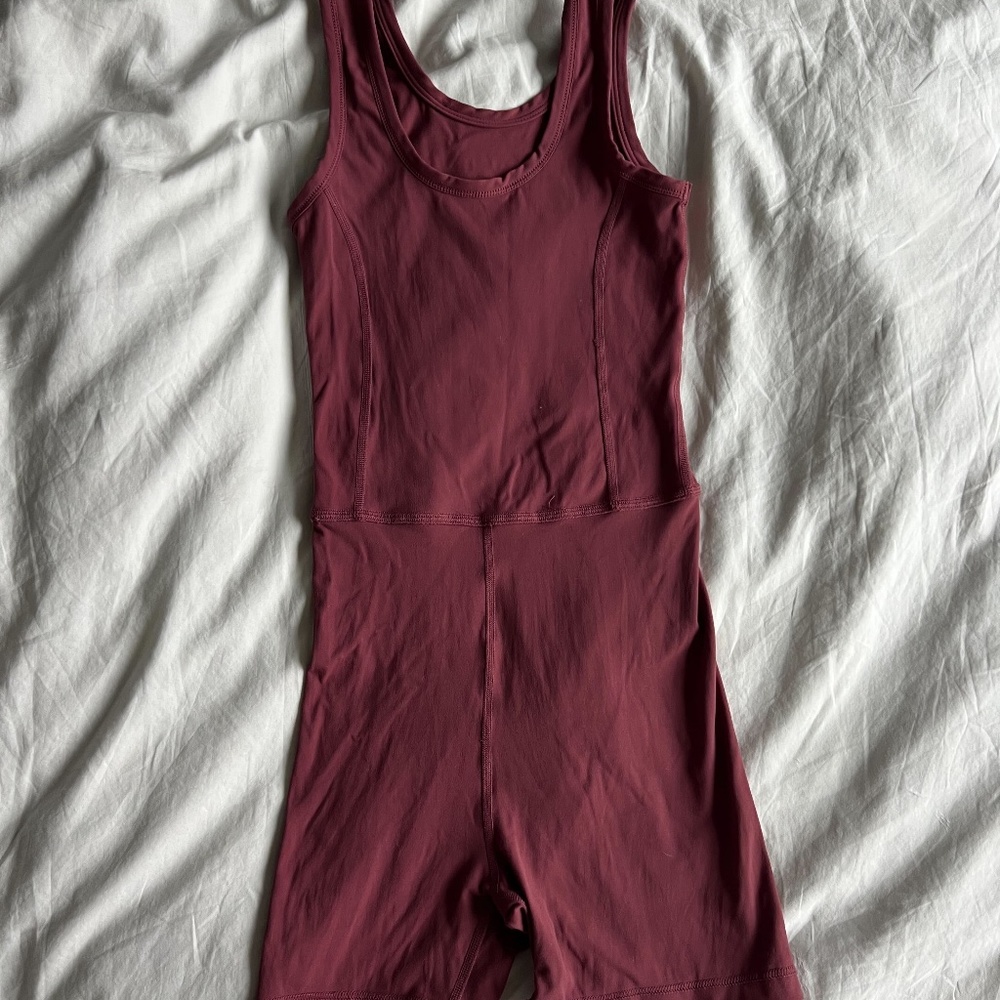 SET ACTIVE SPORTBODY SHORTSUIT in SIZE SMALL